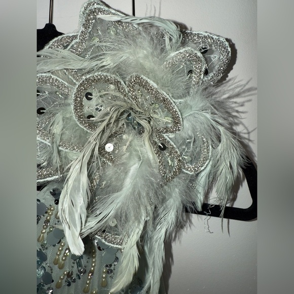 NWT Mac Duggal 94151 Sage Green Embellished One Shoulder Trumpet Gown Size 12 - Picture 11 of 17